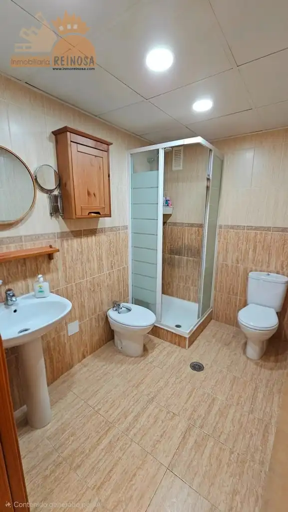Baño de Piso en venta en Molina de Segura con Aire acondicionado, Terraza y Trastero