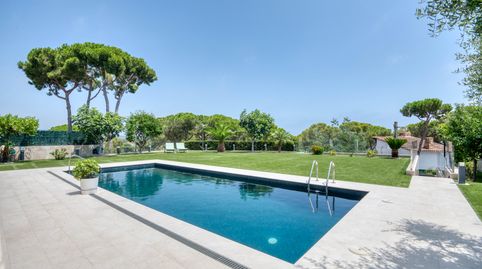 EXCLUSIVA VILLA DE DISEÑO CON VISTAS AL MAR EN TREUMAL, imatge 3