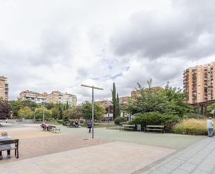 Exterior view of Flat for sale in  Granada Capital