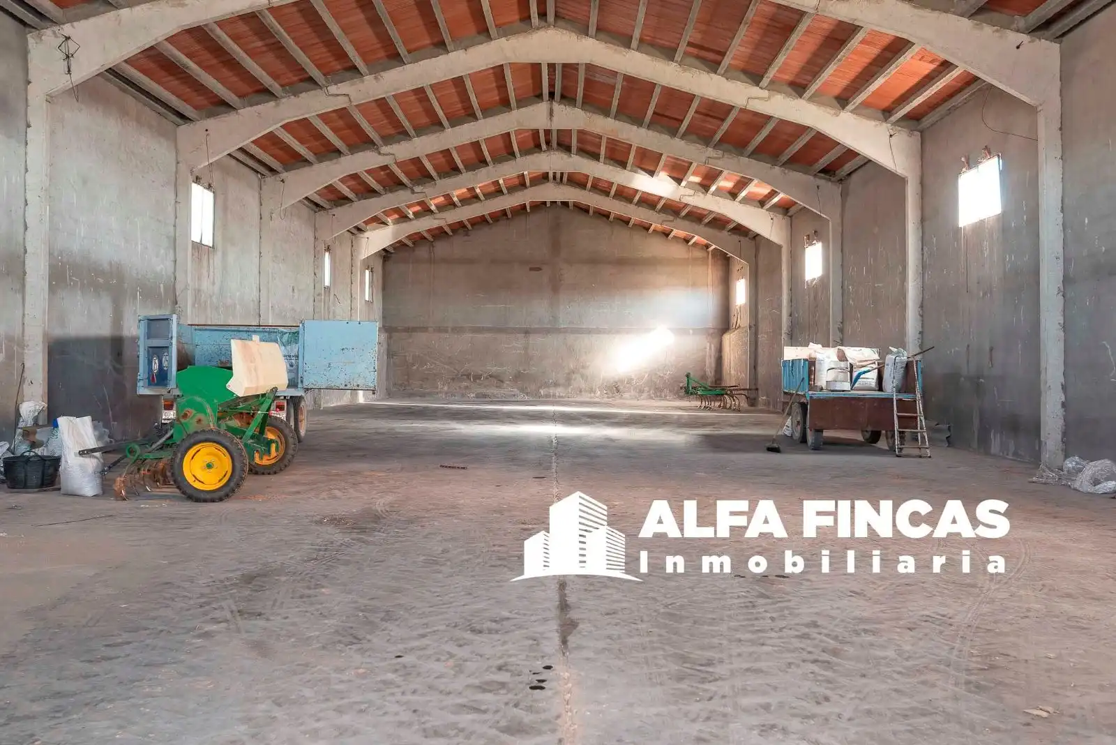 Exterior view of Industrial buildings for rent in La Alberca de Záncara 