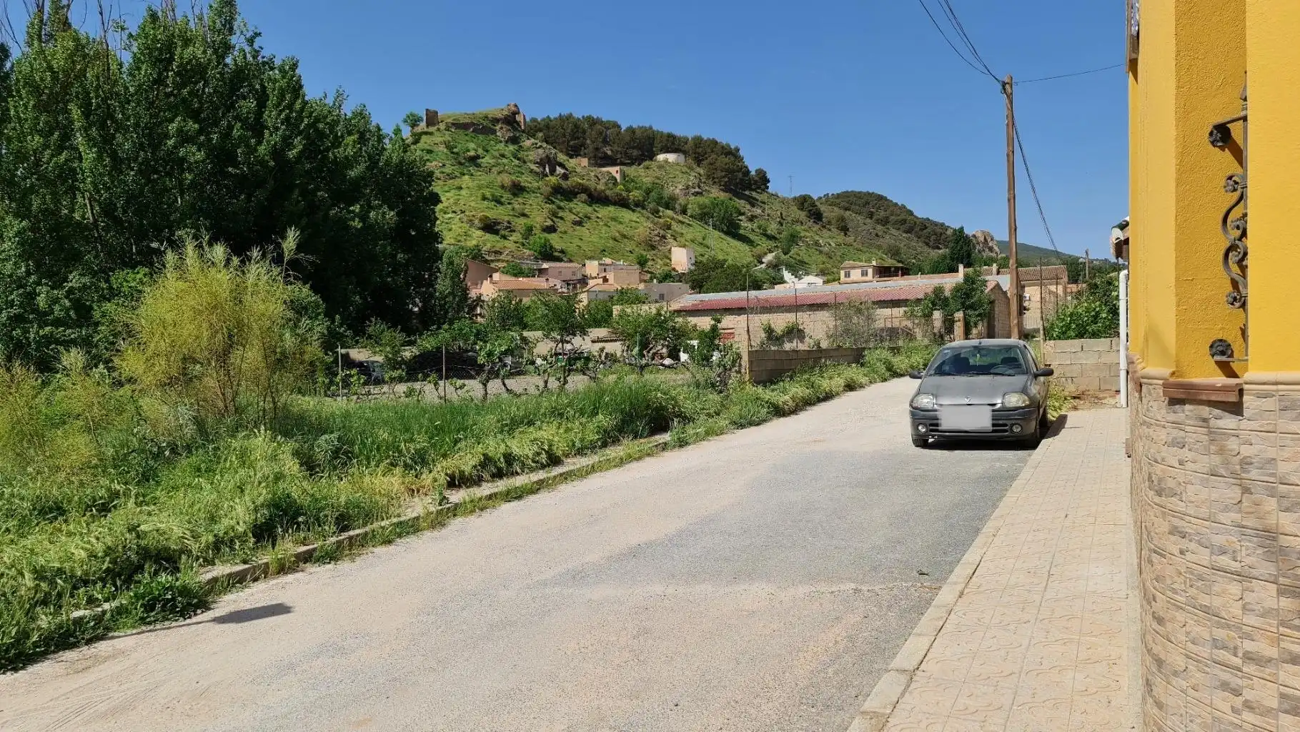 Vista exterior de Casa o xalet en venda en La Peza amb Calefacció, Jardí privat i Terrassa