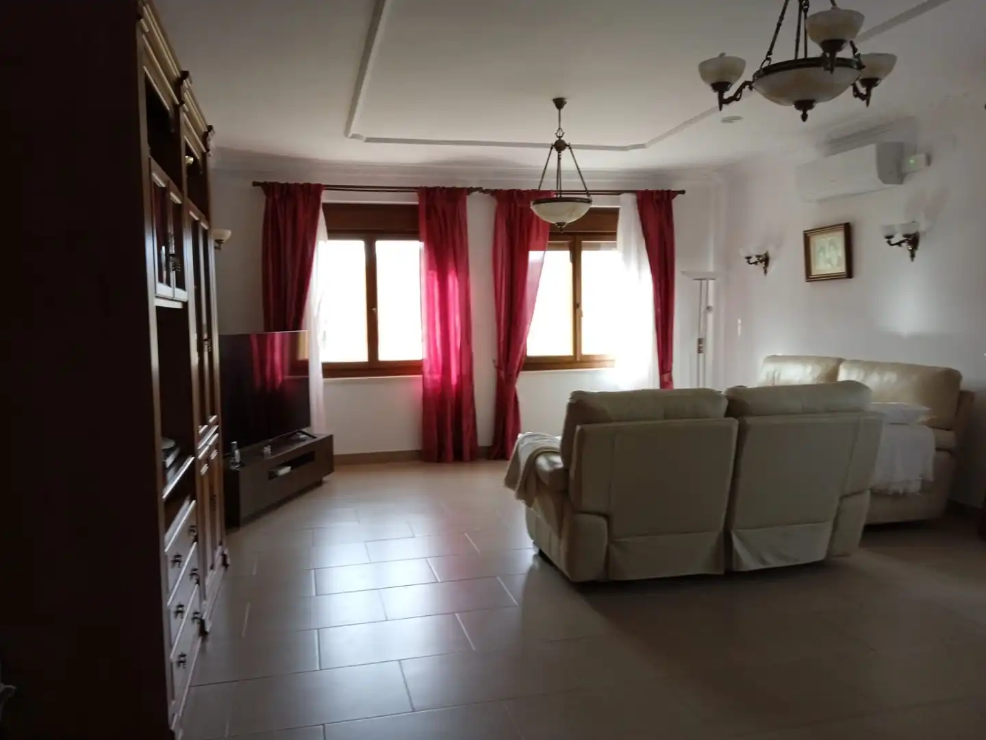 Sala de estar de Casa o chalet en venta en Cuevas del Becerro con Aire acondicionado, Calefacción y Jardín privado