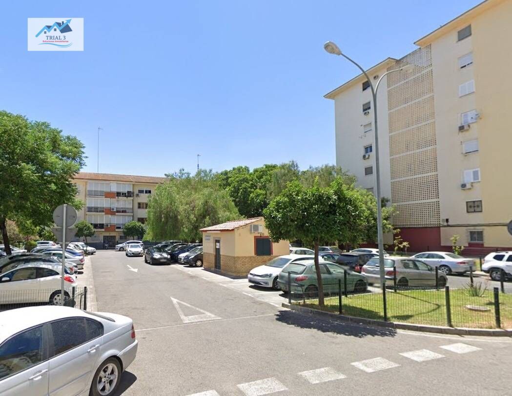 Parking of Flat for sale in  Sevilla Capital  with Private garden and Terrace
