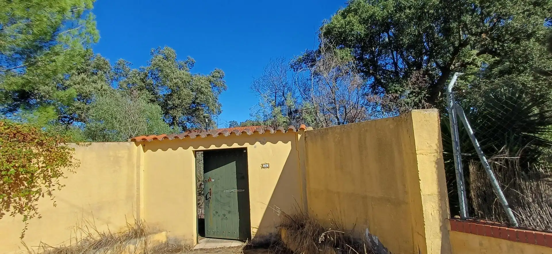 Exterior view of Houses for sale in Badajoz  with Community pool