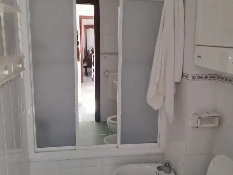 Bathroom of Flat for rent in Arcos de la Frontera  with Air Conditioner and Balcony