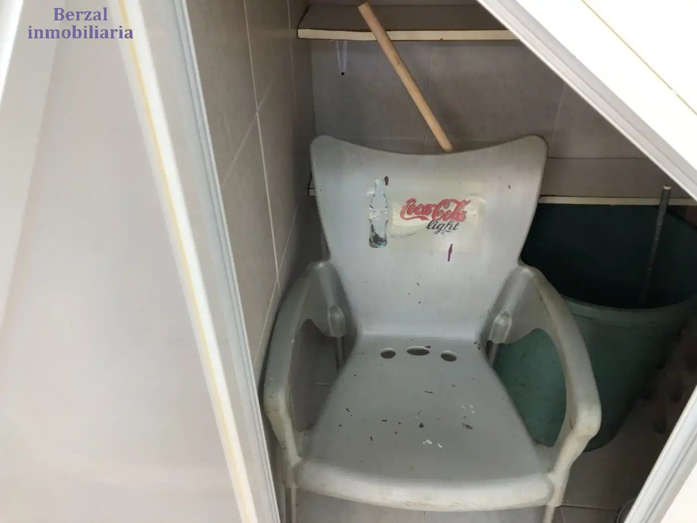 Baño de Local en venta en  Logroño