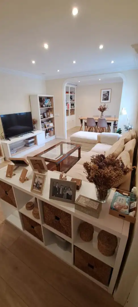 Sala d'estar de Pis en venda en Oviedo  amb Calefacció, Parquet i Traster