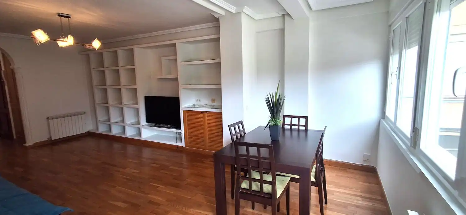 Living room of Flat for sale in Valladolid  with Heating and Parquet flooring