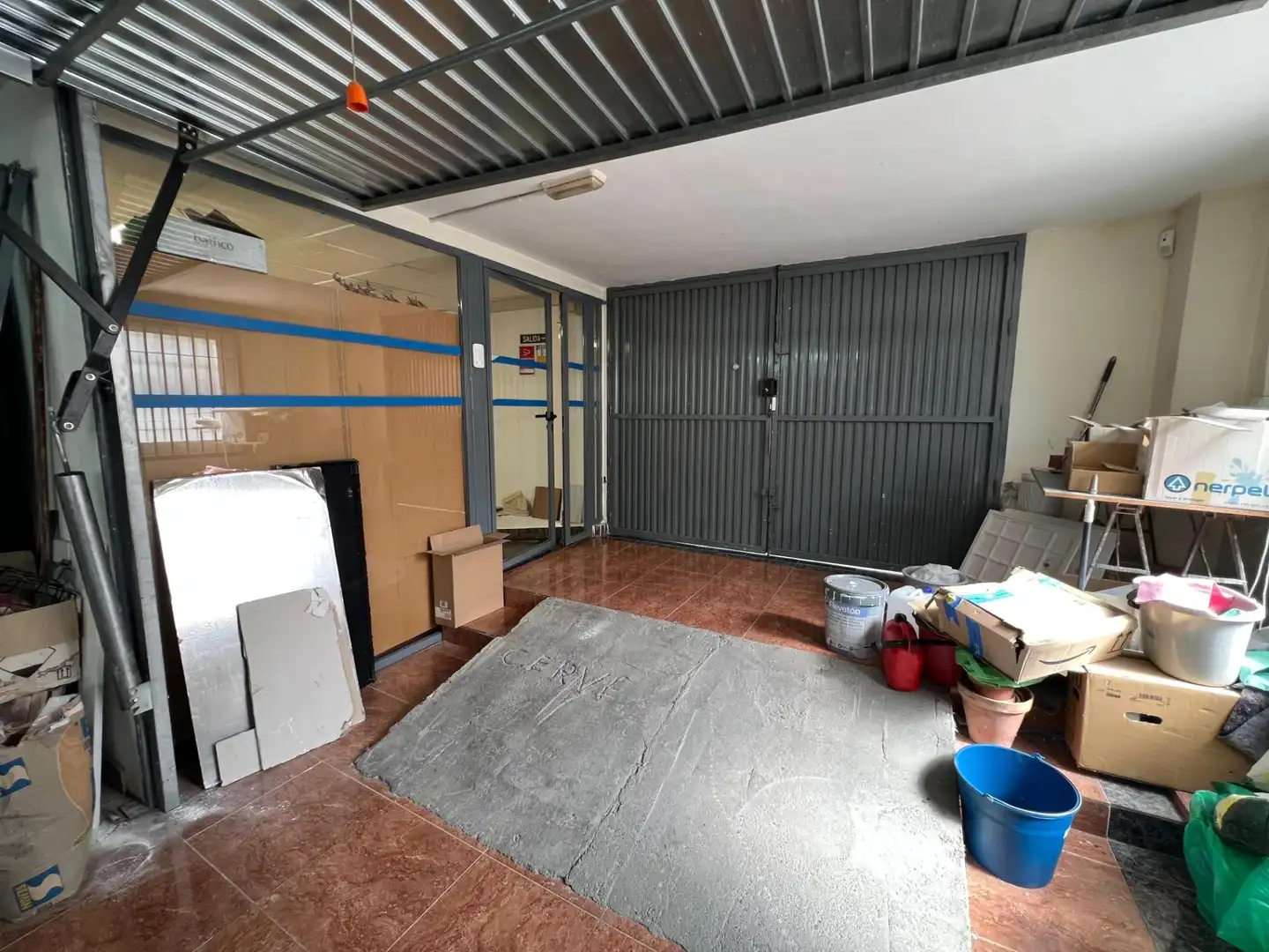 Commercial properties for sale in Maracena  with Air Conditioner and Furnished