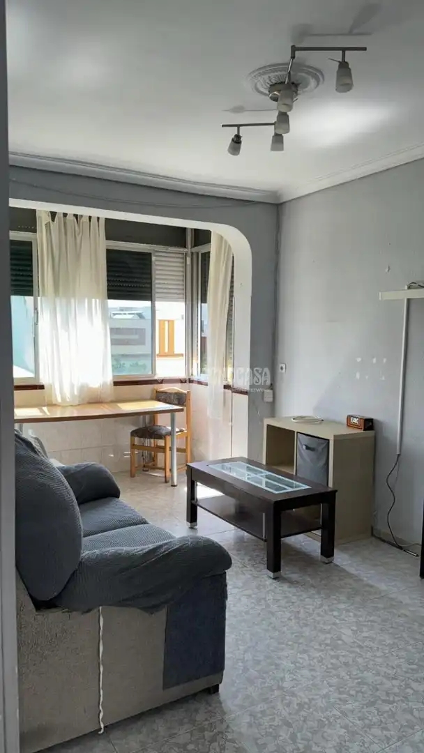 Bedroom of Flat for sale in Sevilla