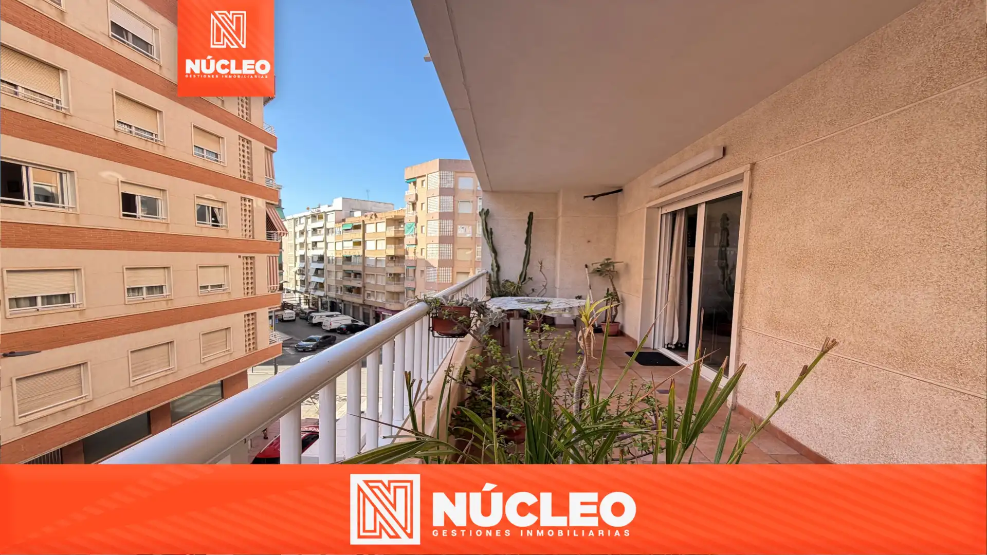 Piso con ascensor en venta en Avinguda Fernando Pérez Ojeda 3