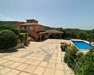 Exterior view of House or chalet for sale in Olesa de Bonesvalls  with Terrace, Swimming Pool and Balcony