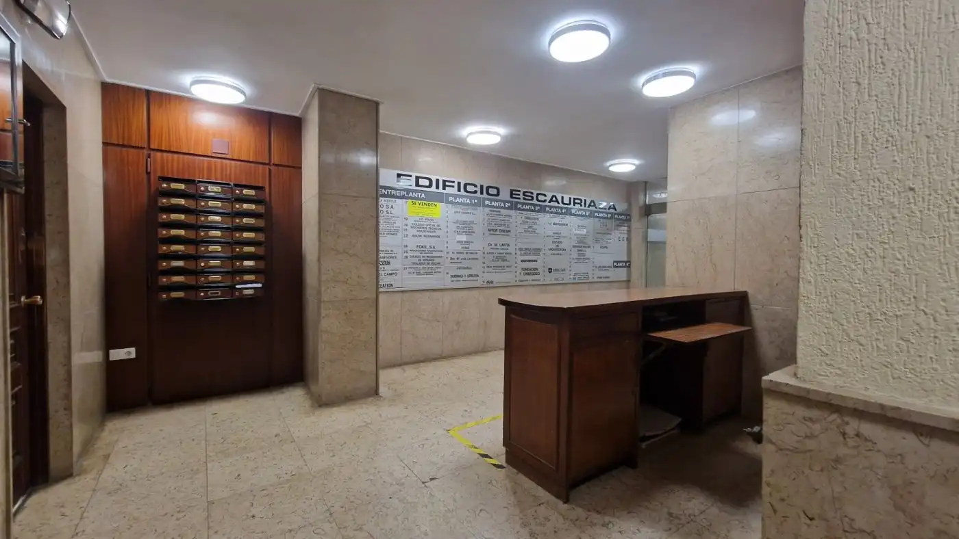 Office space with lift for sale in Calle Rodriguez Arias 71 bis, imagen 12
