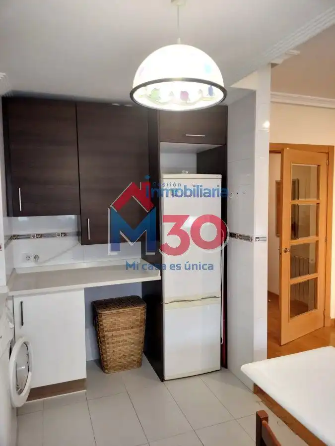 Cocina de Piso en venta en Miranda de Ebro con Calefacción, Parquet y Trastero