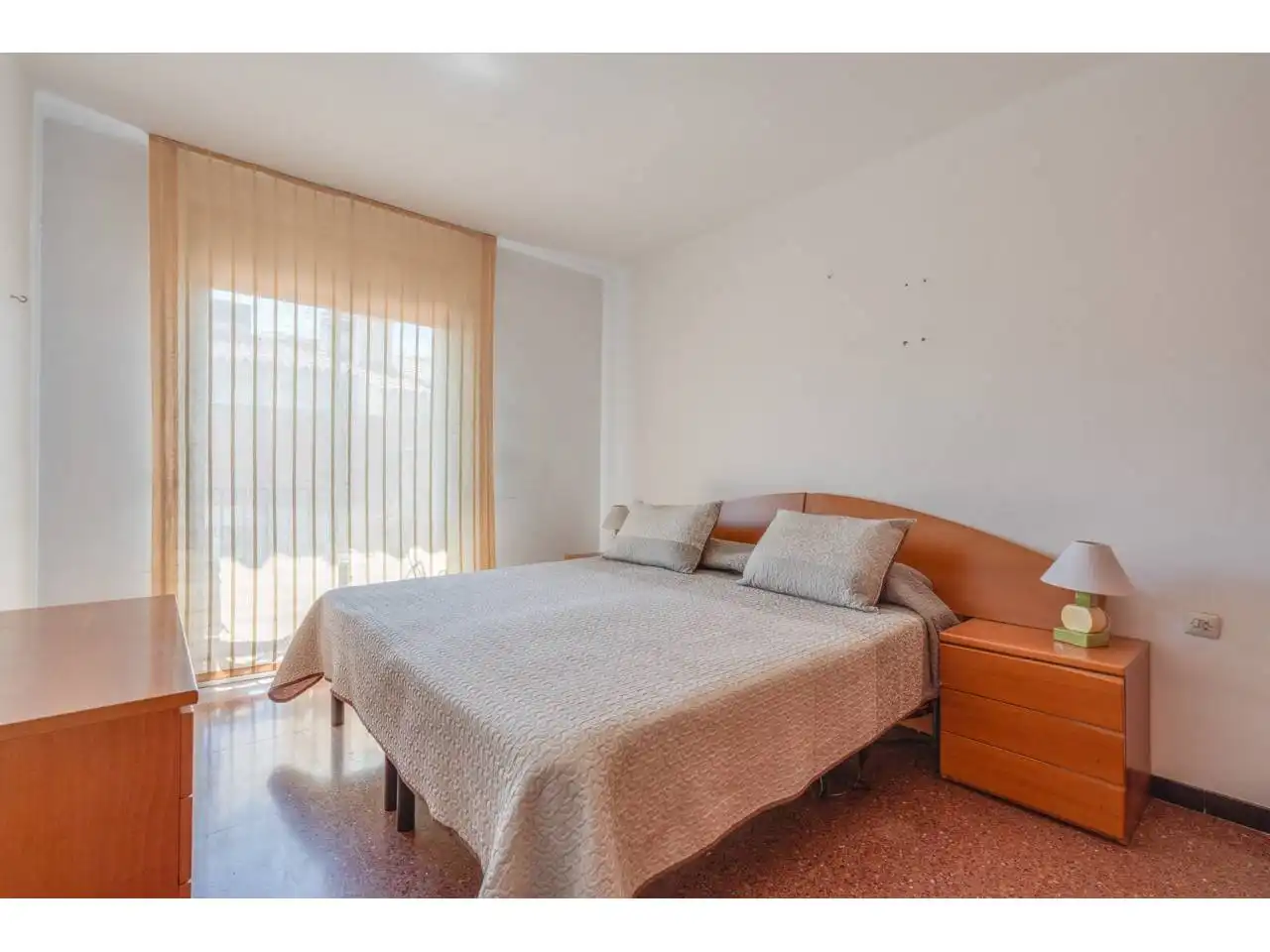 Bedroom of Flat for sale in Terrassa  with Air Conditioner