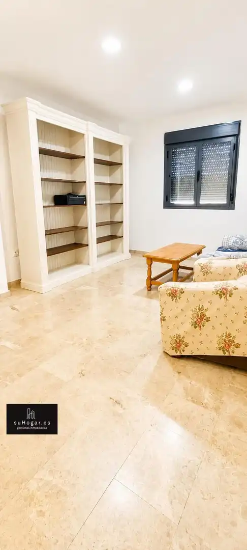 Estudio de alquiler en Casco Antiguo