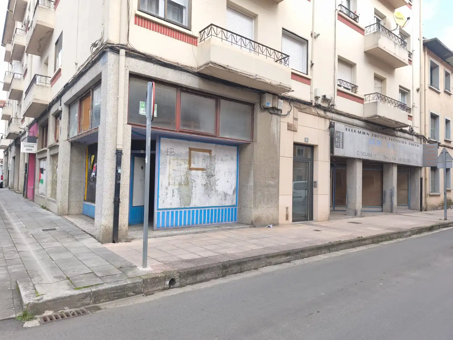 Vista exterior de Local en venta en Altsasu / Alsasua