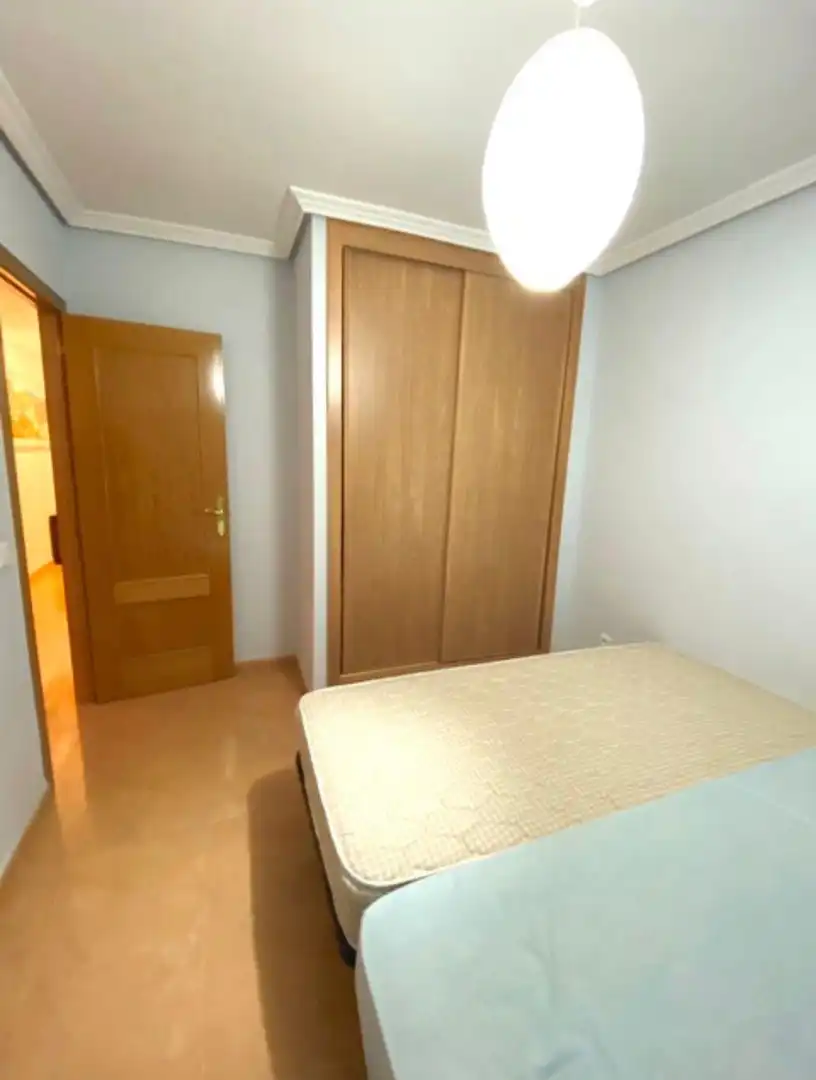 Habitación de Casa adosada en venta en Villamanta con Calefacción y Balcón