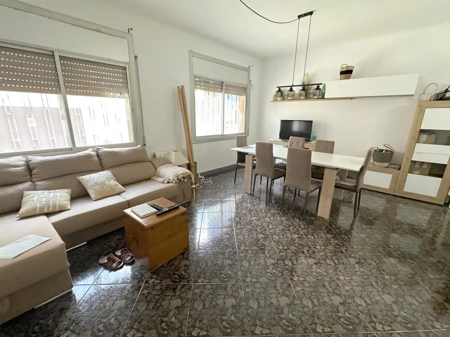 Sala de estar de Piso en venta en Sant Boi de Llobregat con Calefacción
