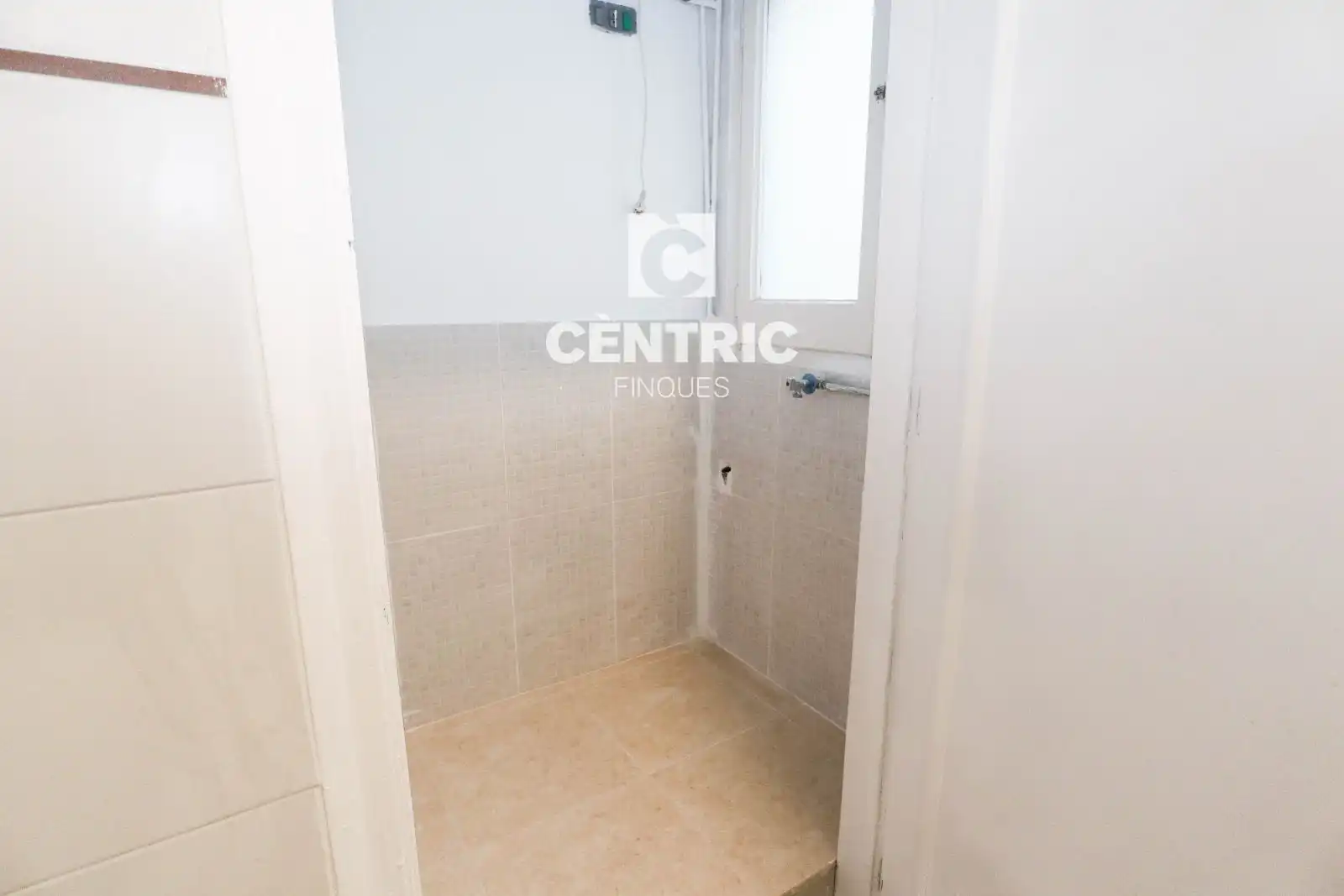 Bathroom of Flat for rent in Terrassa  with Heating and Terrace