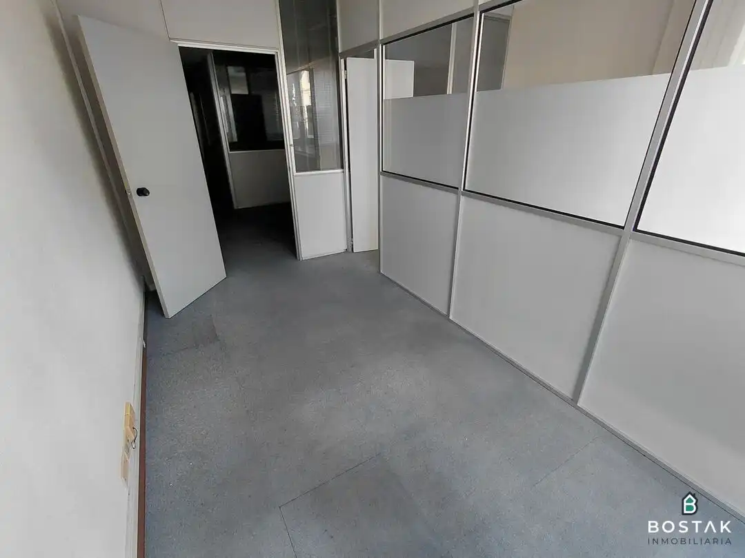 Oficina amb ascensor de lloguer a Nafarroa Kalea, imagen 5