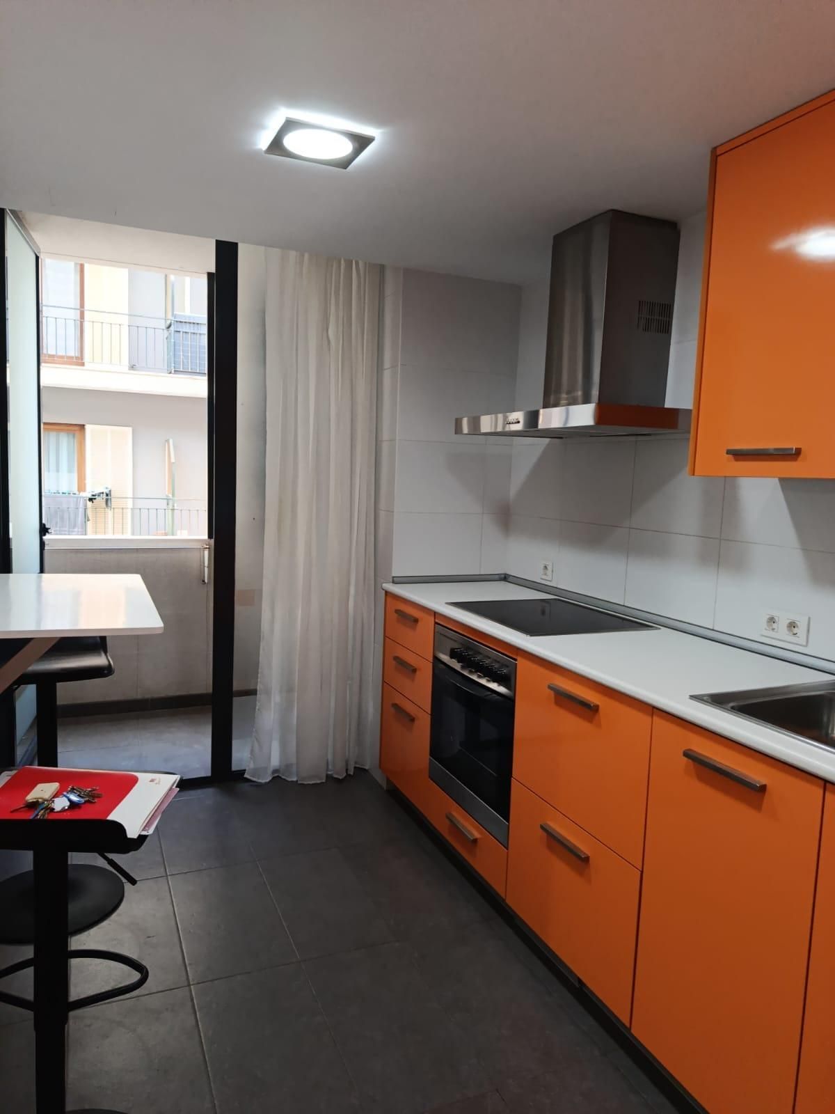 Cuina de Pis de lloguer en Binissalem amb Calefacció i Traster