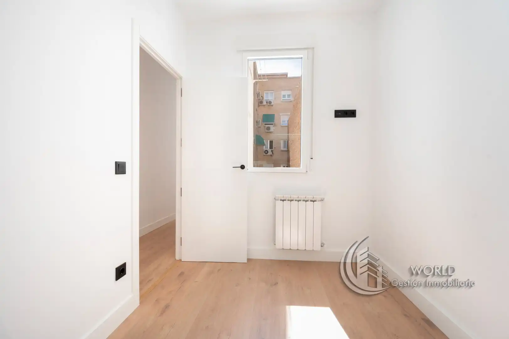 Piso en venta en Madrid con Aire acondicionado, Calefacción y Horno