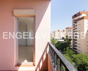 Dormitori de Apartament de lloguer en  Valencia Capital amb Terrassa