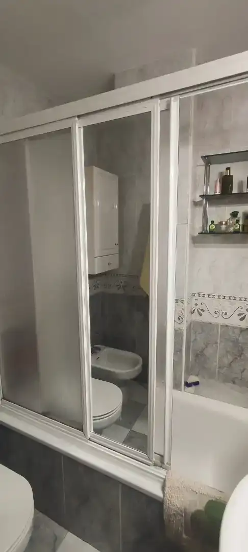 Bany de Dúplex de lloguer en Granada amb Moblat, Forn i Rentadora