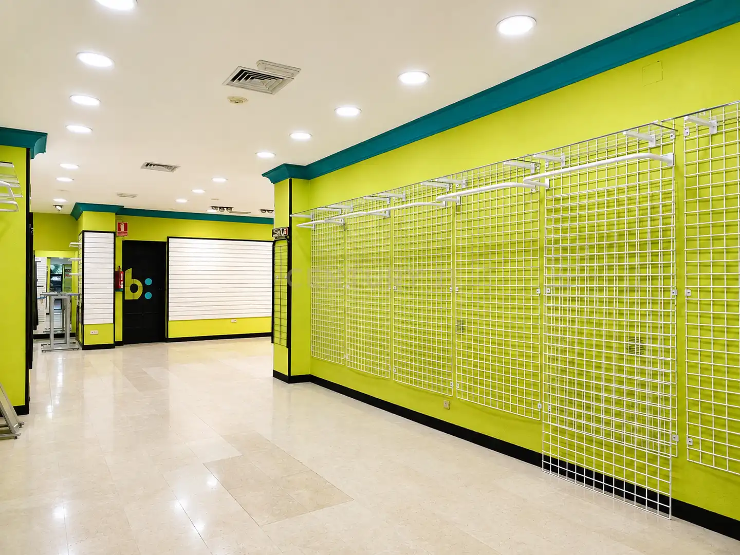 Local comercial en alquiler en Av. de España, 4, Centro-Casco Antiguo, 10001 Cáceres, Spain 4, imagen 8