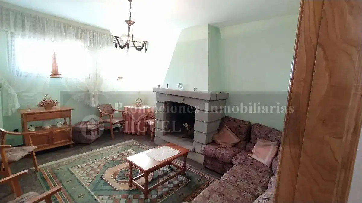 Sala de estar de Casa o chalet en venta en Verín con Jardín privado