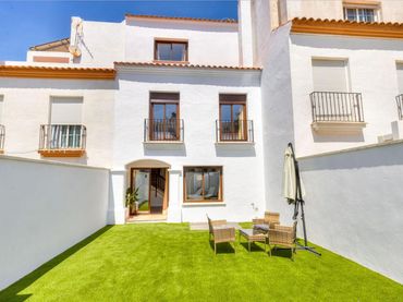 Villa con giardino in vendita a Marina de Casares