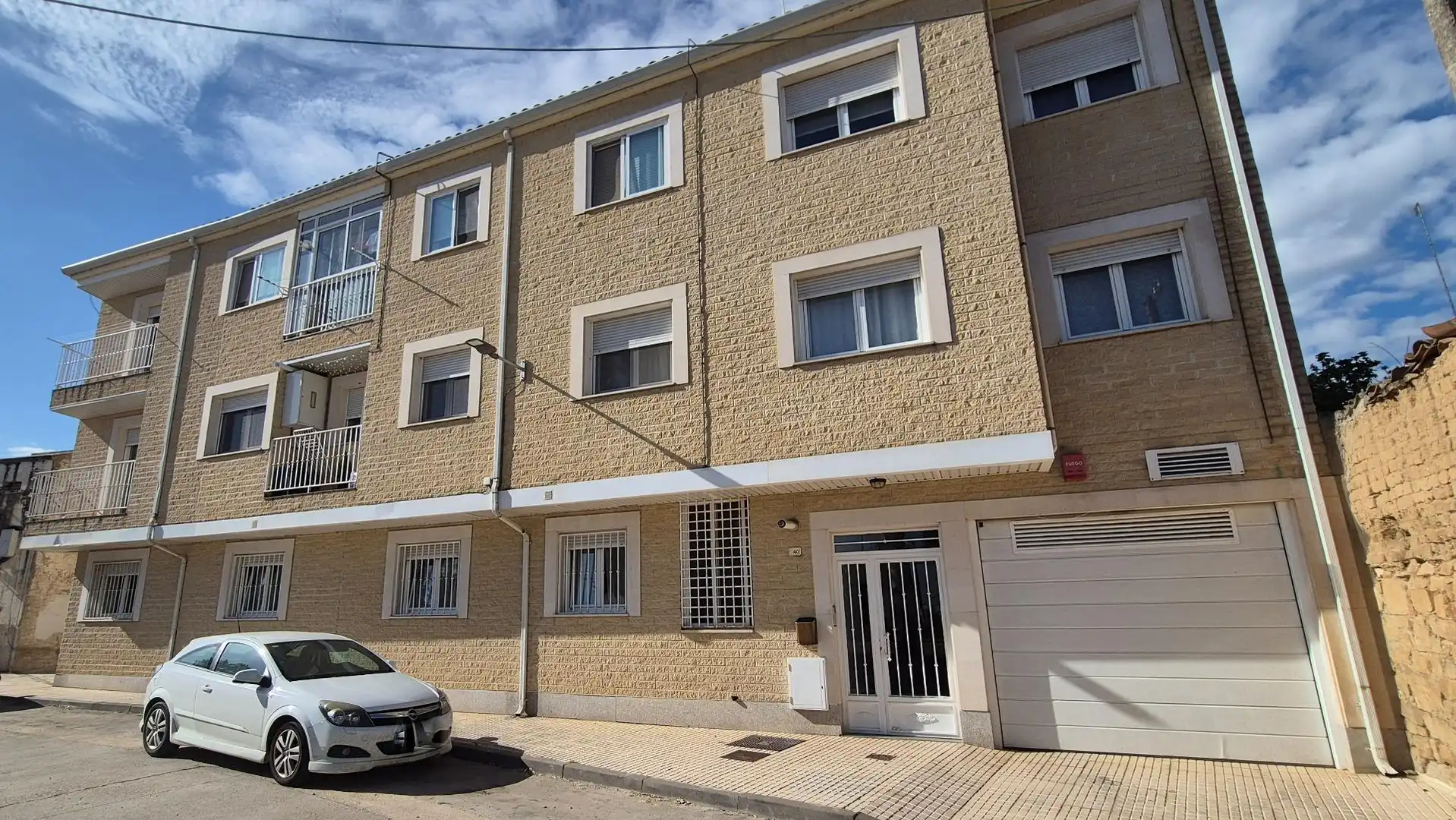 Vista exterior de Apartamento en venta en San Cristóbal de la Cuesta con Calefacción