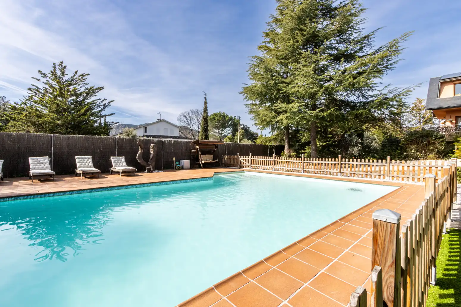 Piscina de Casa o xalet en venda en Matadepera amb Calefacció, Parquet i Terrassa