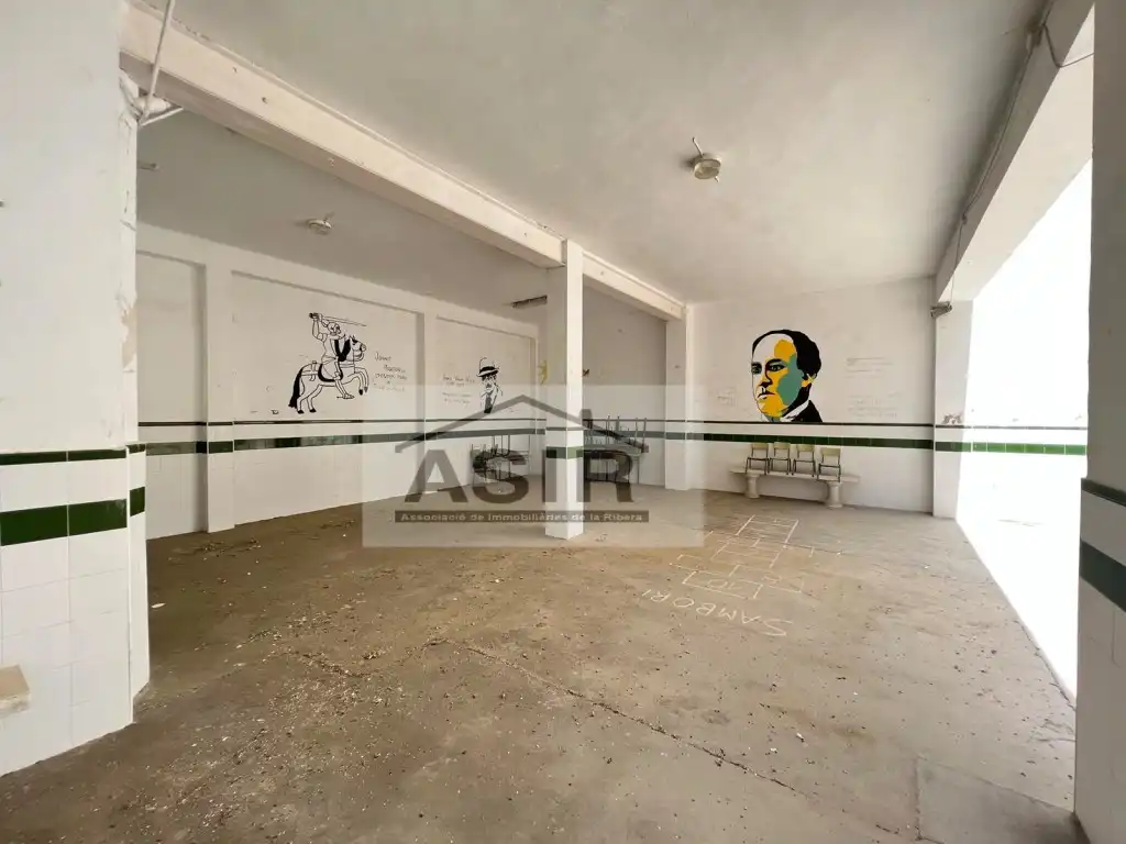 Edificio en venta en Alzira