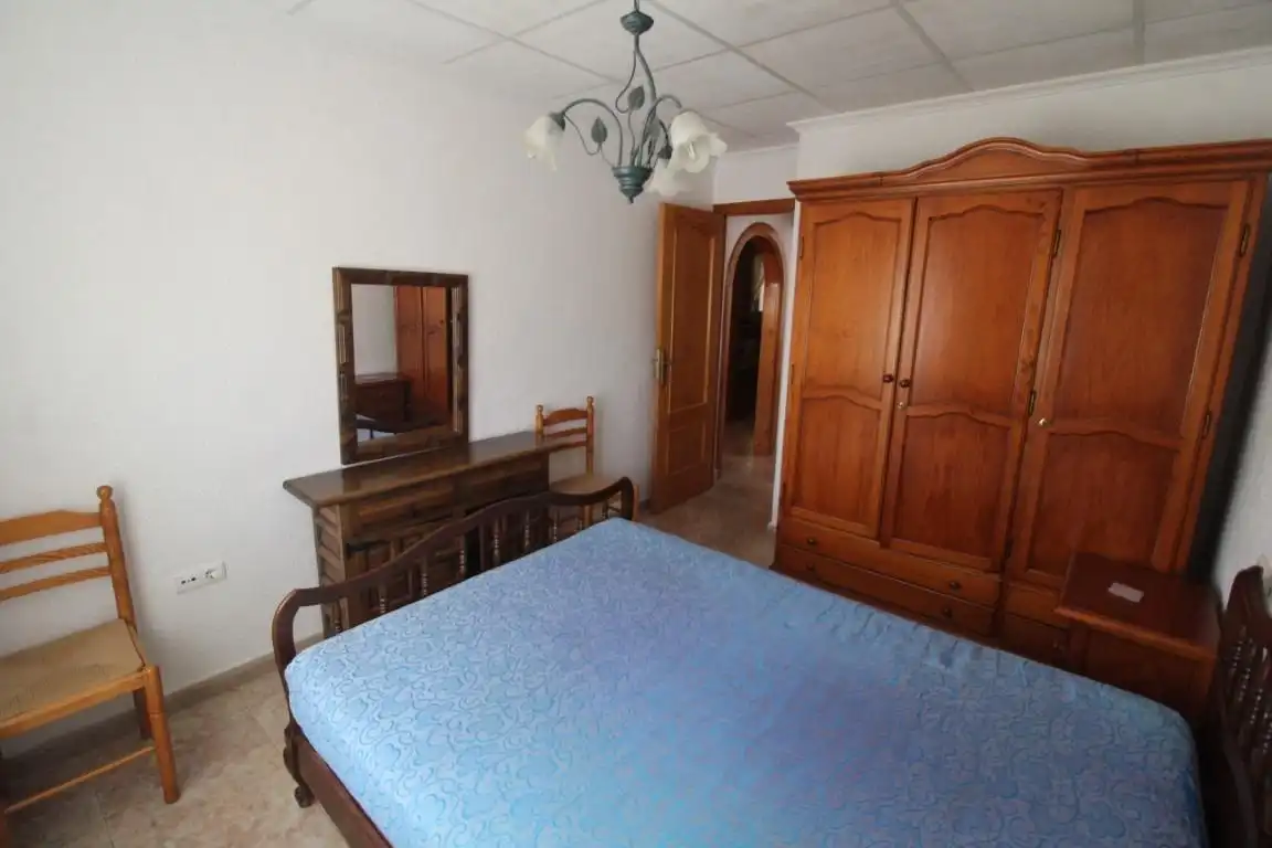 Habitación de Casa adosada en venta en Torrevieja con Aire acondicionado, Jardín privado y Terraza
