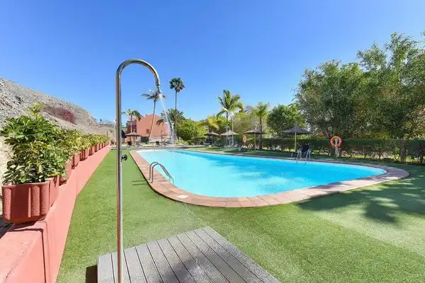 Swimming pool of Flat for sale in San Bartolomé de Tirajana  with Air Conditioner and Community pool