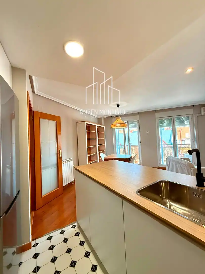 Küche von Wohnung zur Miete in Villamayor mit Heizung, Terrasse und Möbliert