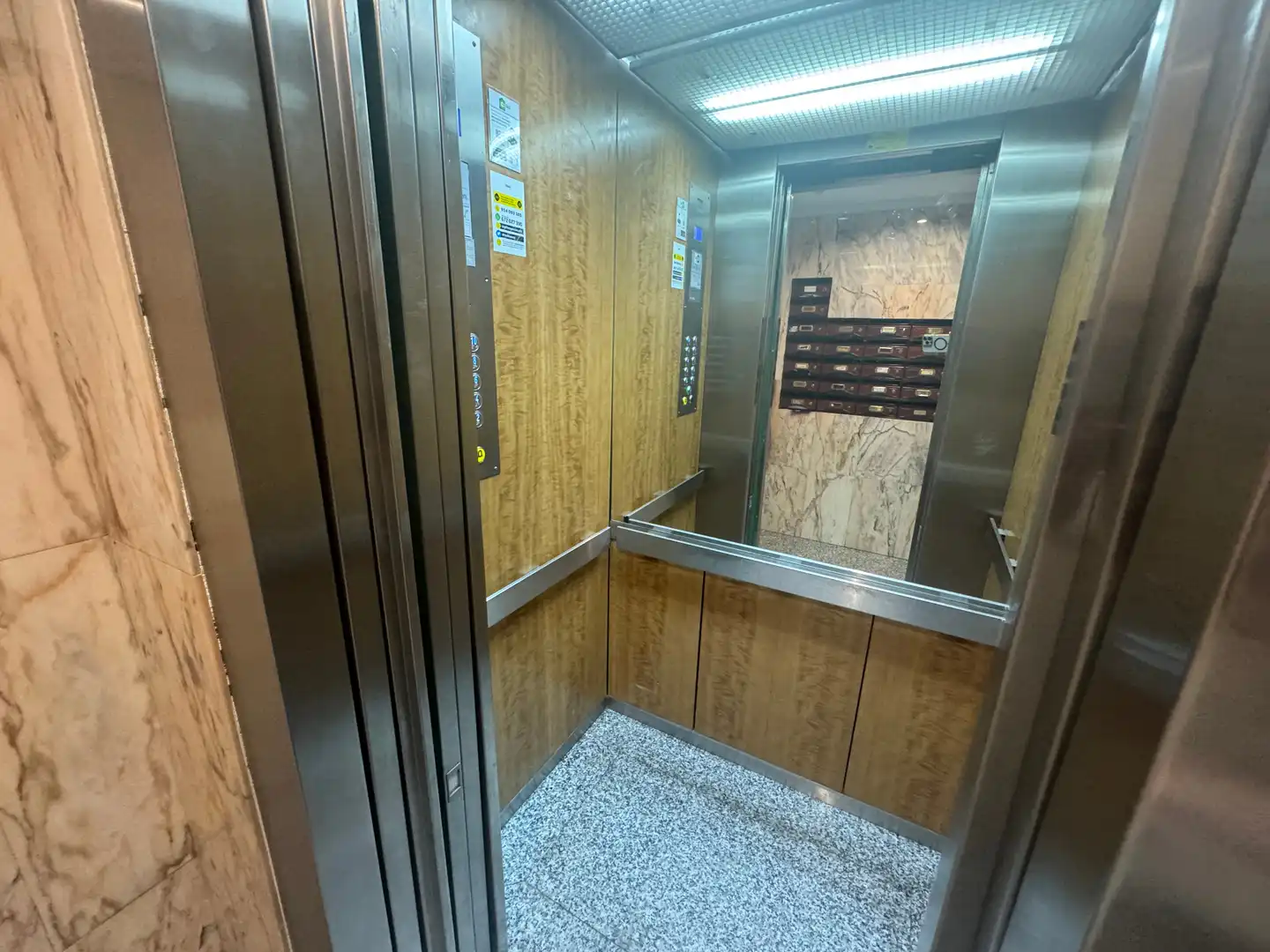 Piso en venta en Gijón  con Calefacción, Terraza y Internet