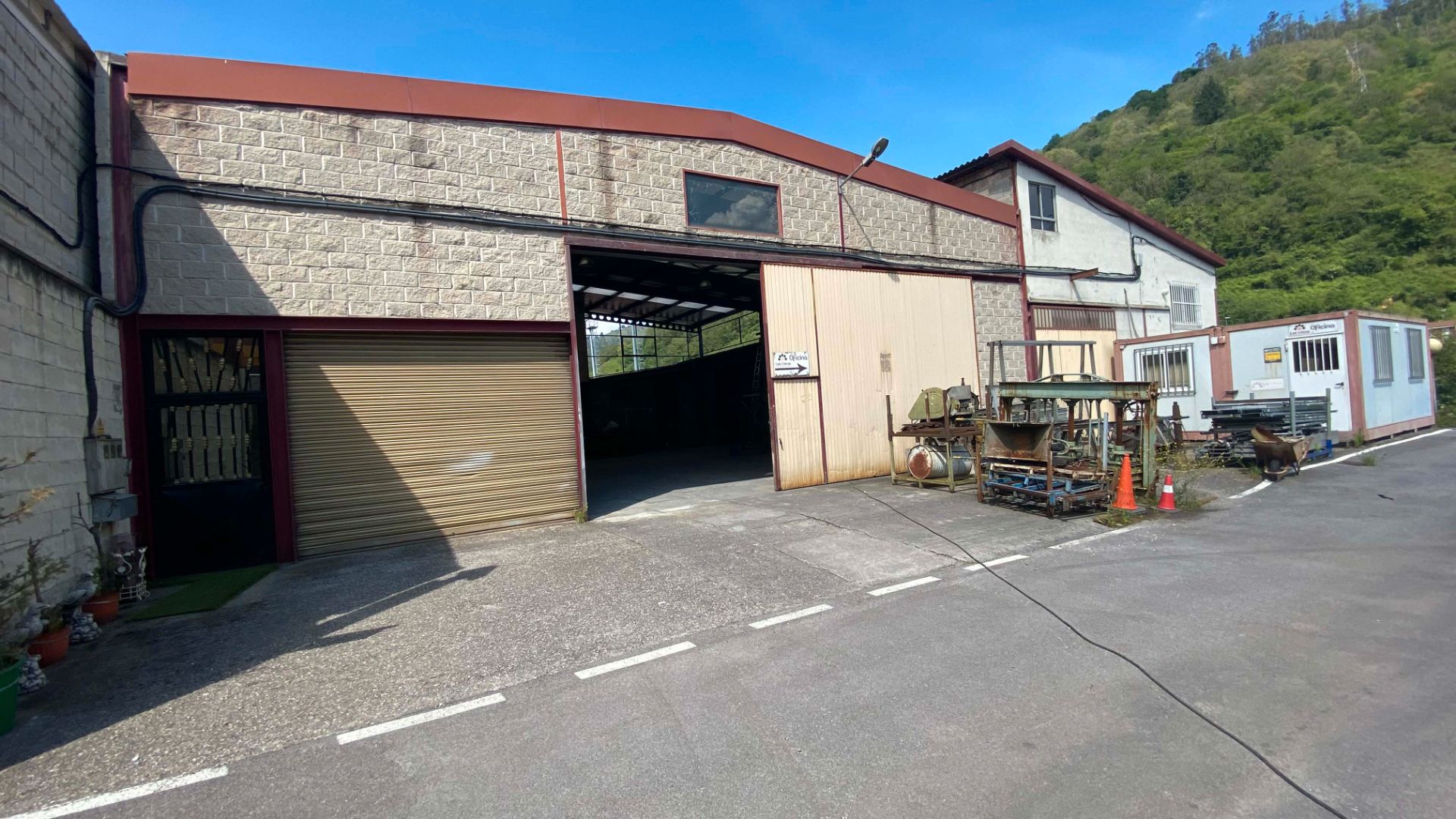 Exterior view of Industrial buildings for sale in Mieres (Asturias)  with Heating