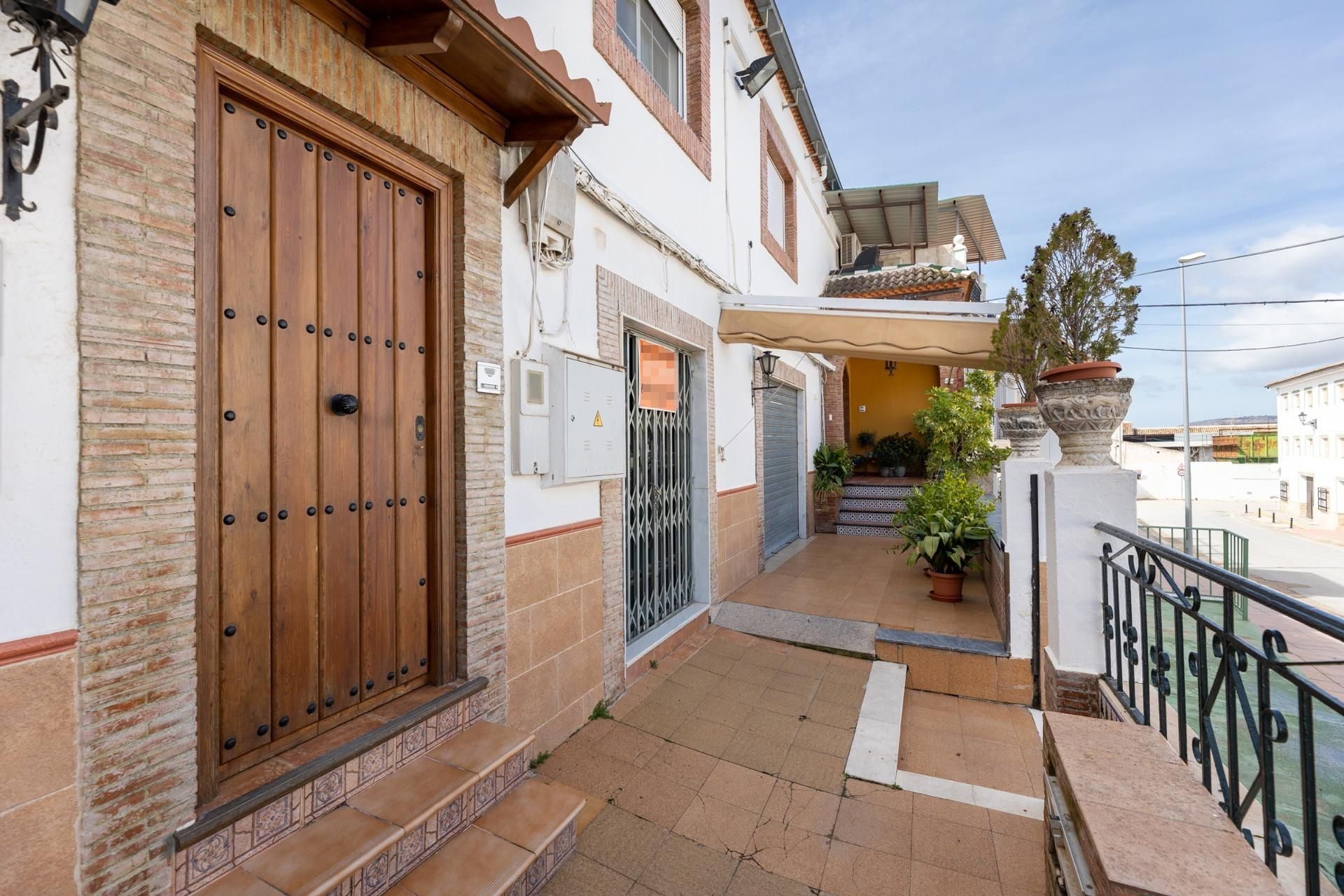 Exterior view of Flat for sale in Zagra  with Air Conditioner, Heating and Balcony