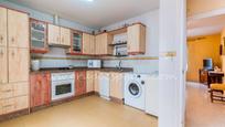 Single-family semi-detached for sale in Calle Santa Ángela de la Cruz, 3, Bollullos de la Mitación, imagen 2