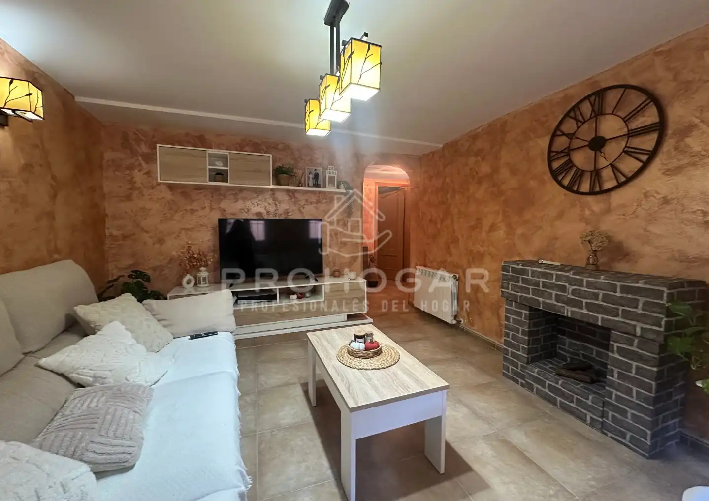 Sala d'estar de Casa o xalet en venda en Colmenar Viejo