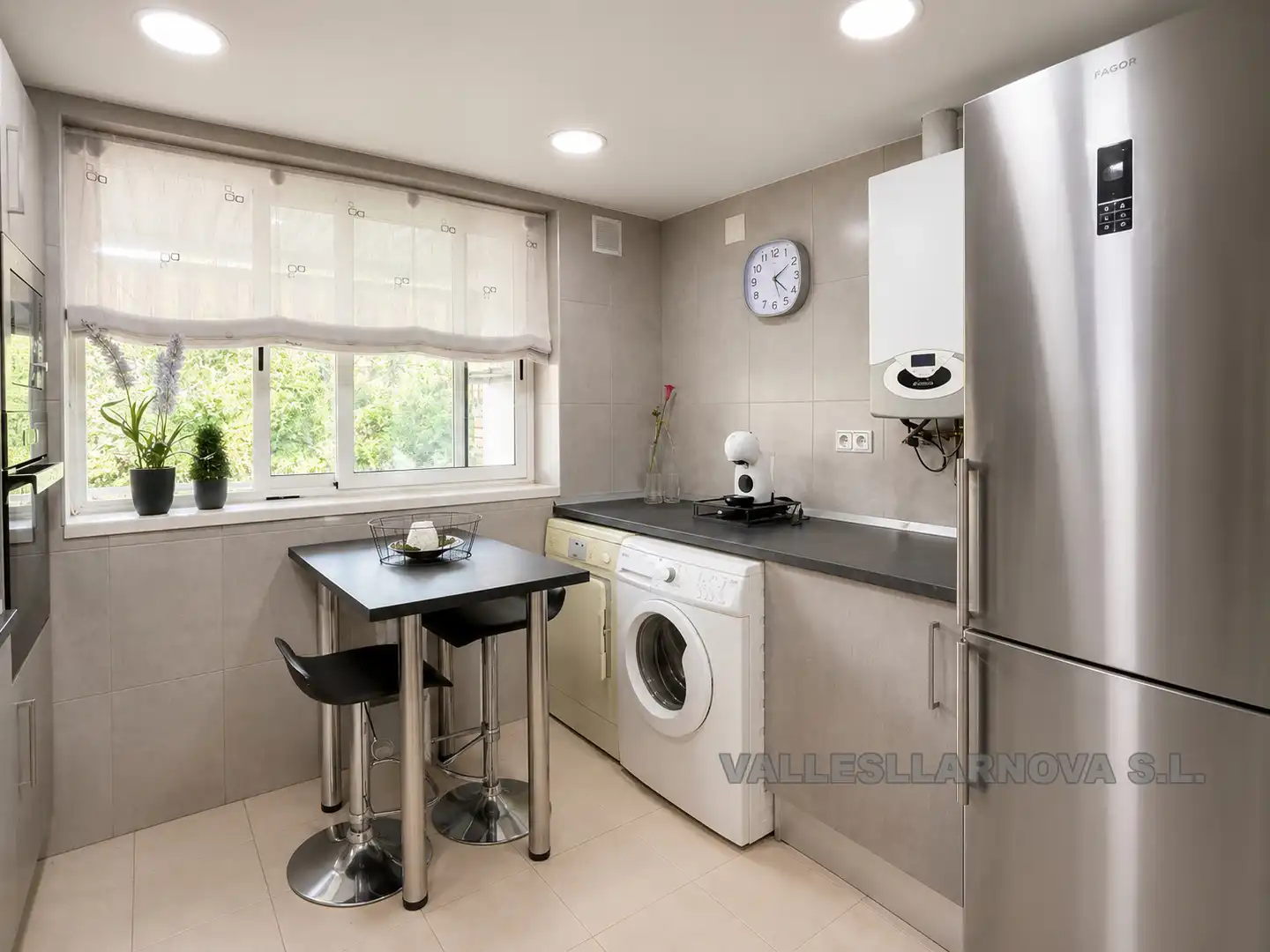 Kitchen of Flat for sale in Mollet del Vallès  with Air Conditioner, Heating and Terrace