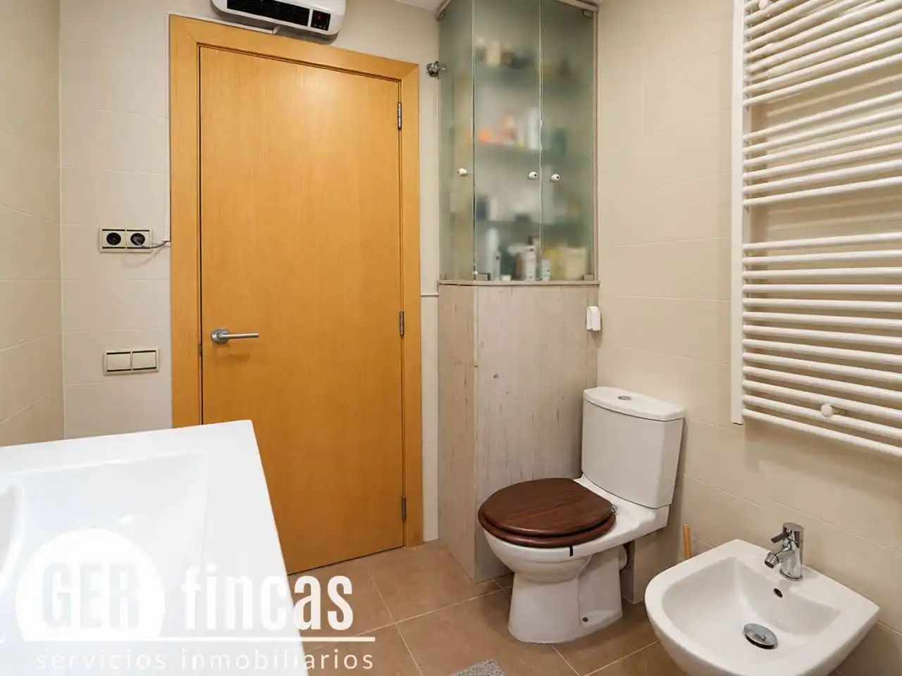 Baño de Piso en venta en Terrassa con Aire acondicionado, Calefacción y Parquet