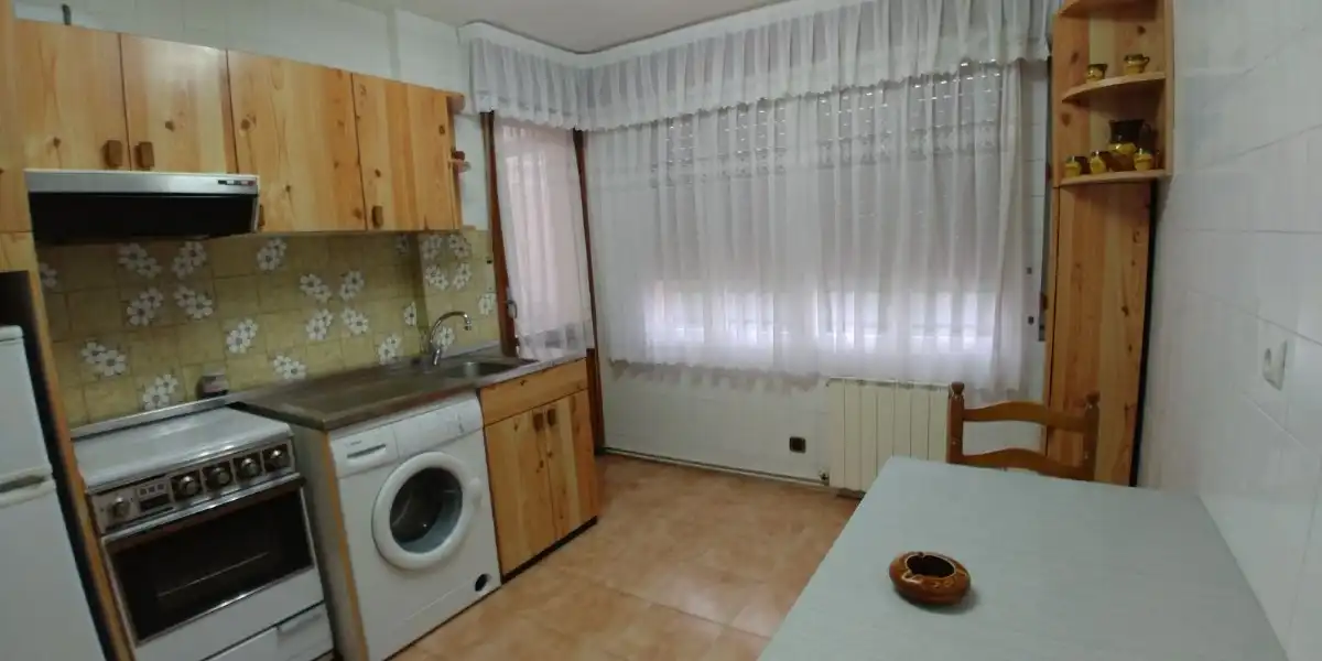 Cocina de Piso en venta en Atxondo con Calefacción, Terraza y Amueblado