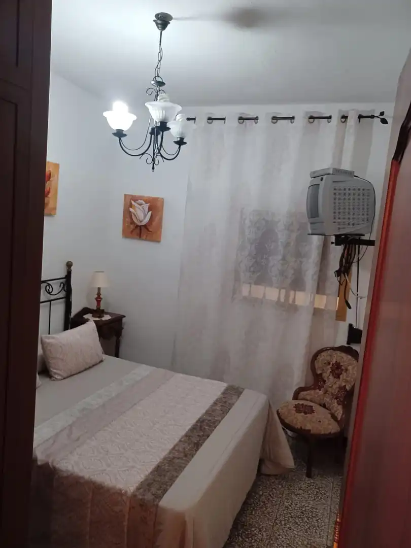 Dormitori de Casa adosada en venda en San Martín del Tesorillo amb Aire condicionat, Jardí privat i Terrassa