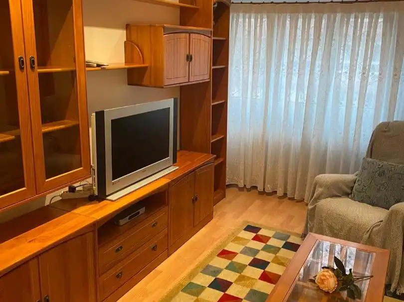 Sala de estar de Piso de alquiler en Cuatro Caminos