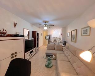 Sala d'estar de Apartament en venda en Mazarrón amb Aire condicionat, Calefacció i Moblat