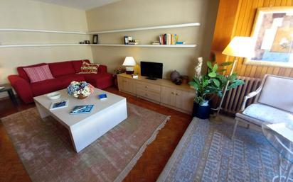 Wohnung zum verkauf in Travesía los Glacis, Iturrama,  Pamplona / Iruña